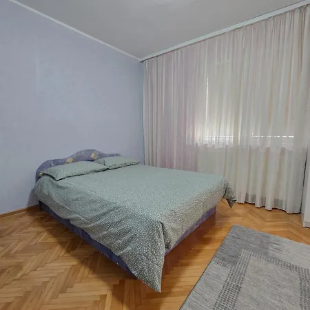 Theatre'S Backstage-Apartament In Centrul Orasului Targu Mures Exterior photo